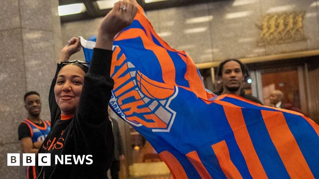 Knicks Host Spurs in NBA Finals Game 3 Amid High Demand and Notable Attendees