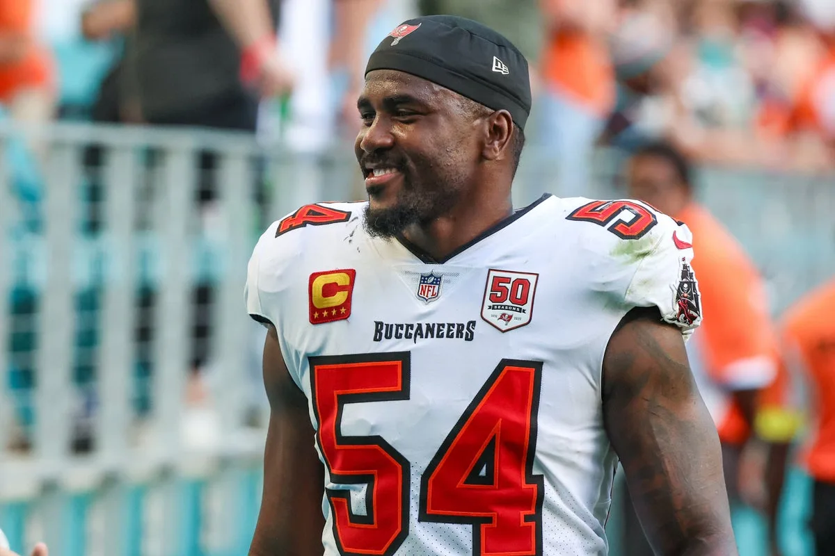 Lavonte David Retires After 14 Seasons With Tampa Bay Buccaneers