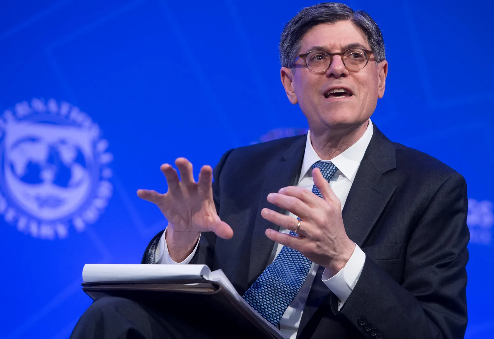 Lawmakers Face Pressure to Address Social Security Funding Shortfall