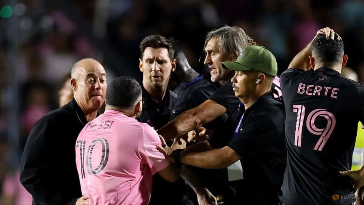 Lionel Messi Tackled by Pitch Invader During Inter Miami Friendly in Puerto Rico