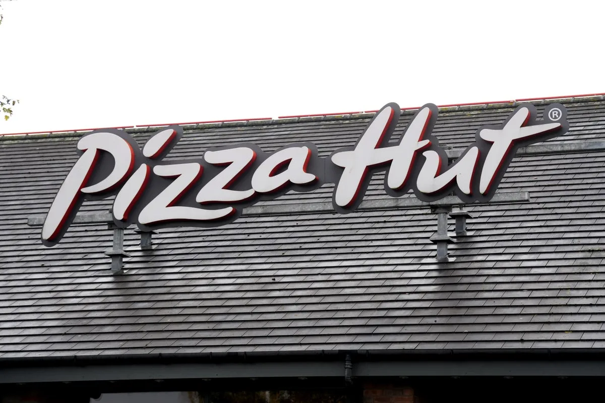 Local Town Responds After No Guests Attend 9-Year-Old’s Pizza Hut Birthday