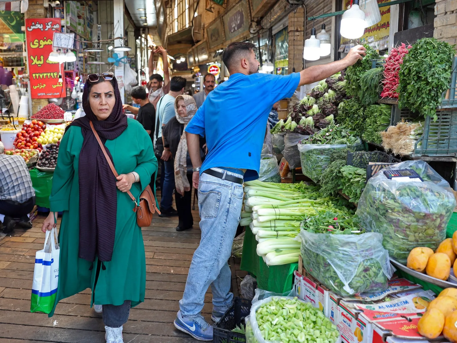 Iran Faces Fuel Shortages and Economic Strain Amid War and Blockade