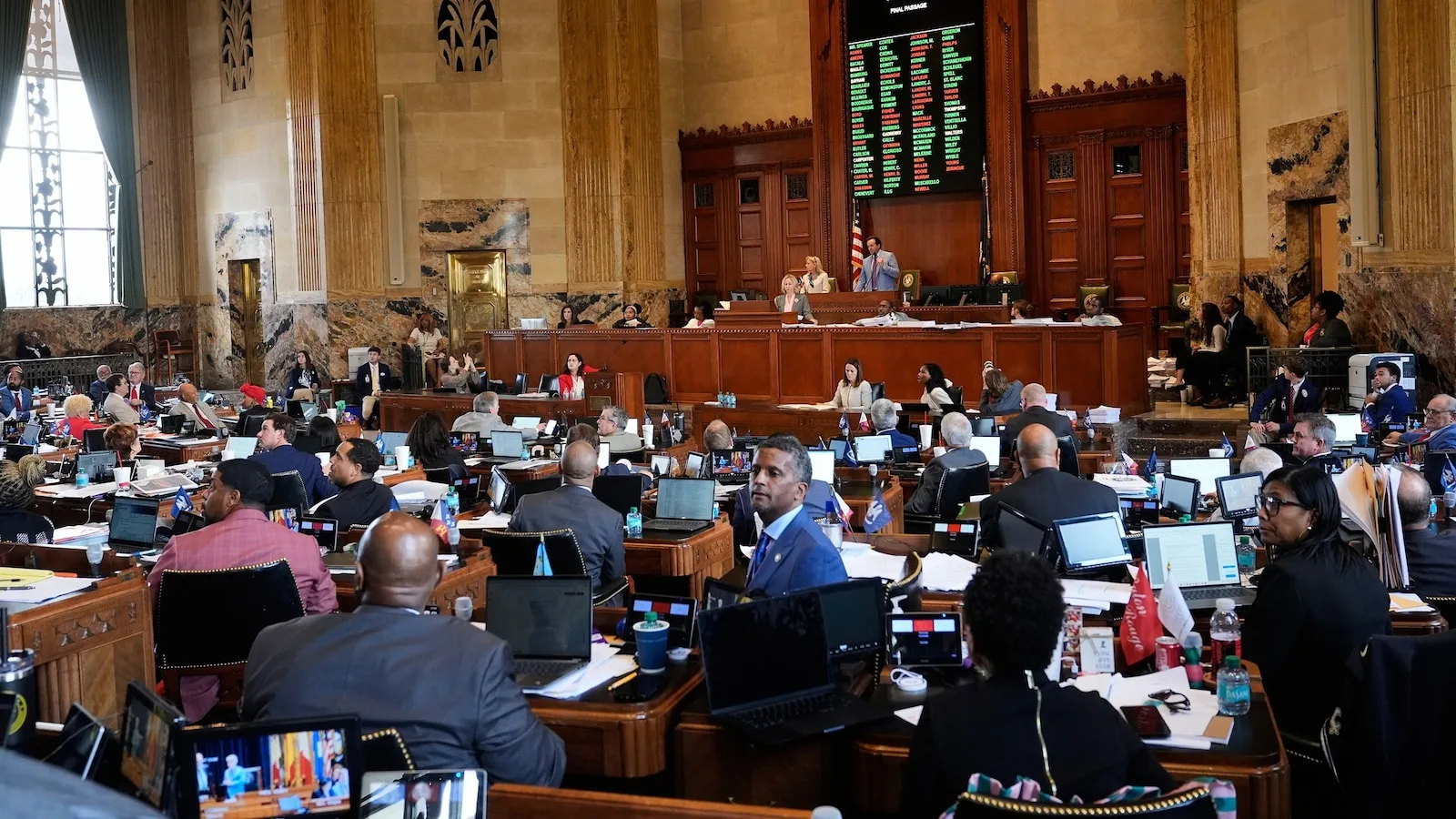 Louisiana Lawmakers Approve New Congressional Map After Supreme Court Ruling