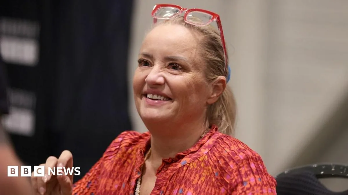 Lucy Davis Appears at London Convention After Announcing Cancer Diagnosis