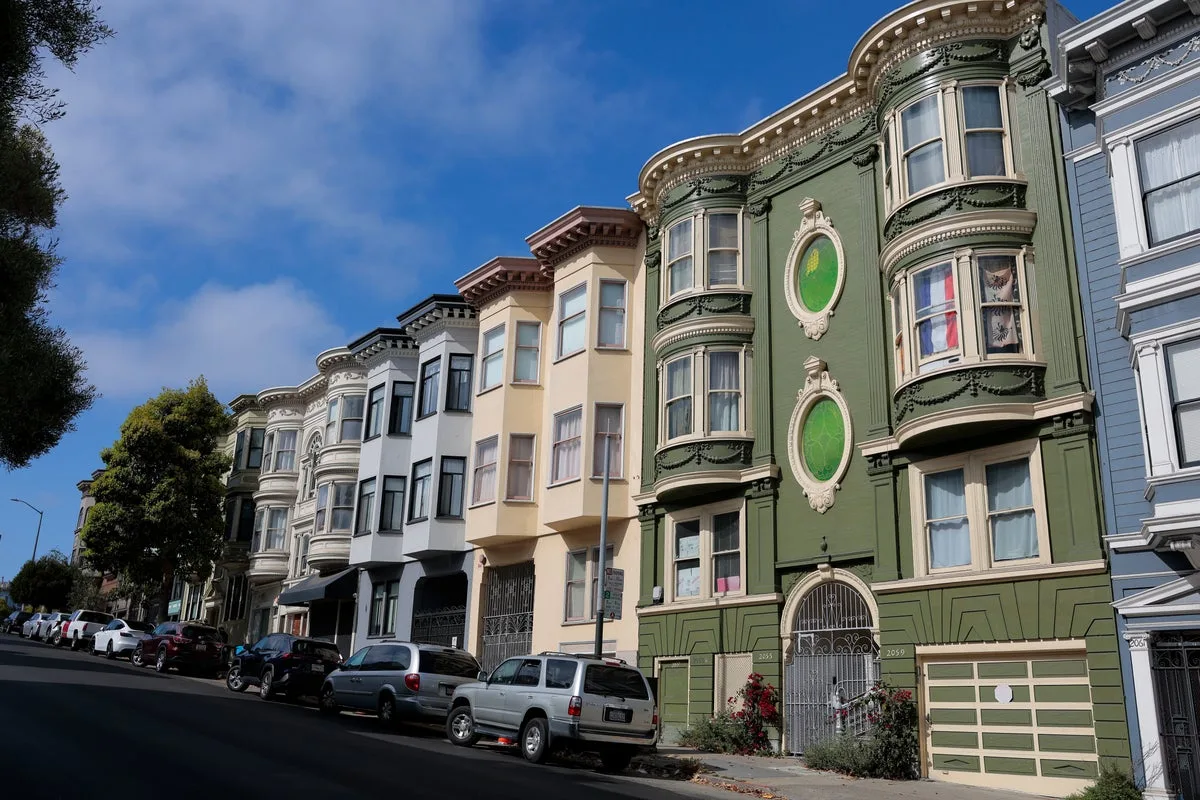 Luxury and Sea-View Homes See Rising Demand Amid Broader Housing Market Slowdown