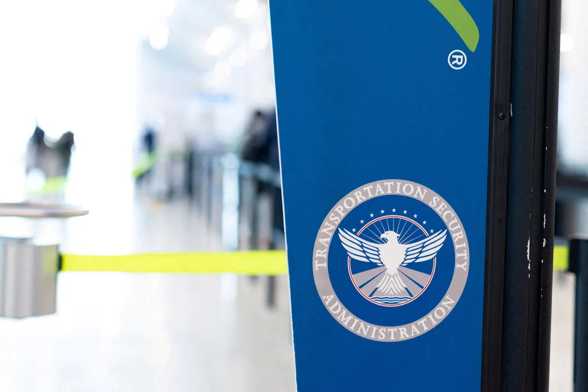 Man Allegedly Boards Los Angeles Flight Using Fake Boarding Pass, Causing Delay