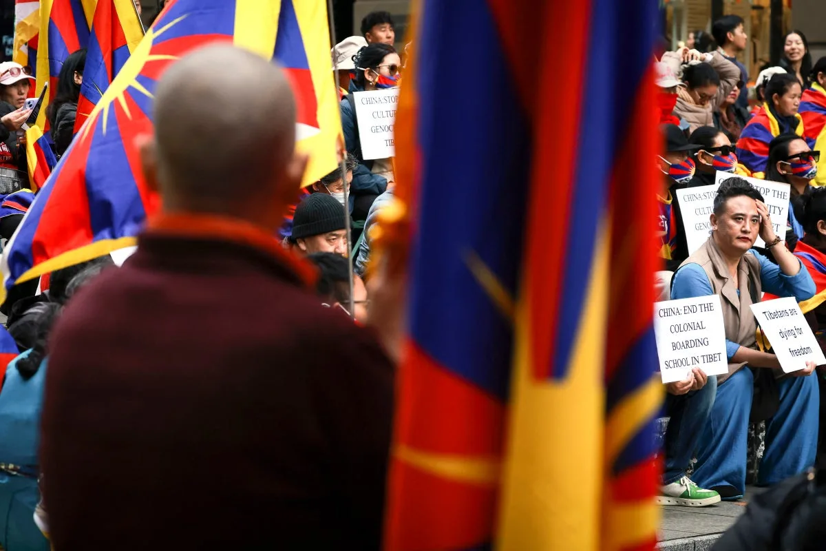 Man Dies After Setting Himself on Fire With Tibetan Flag Near UN Headquarters