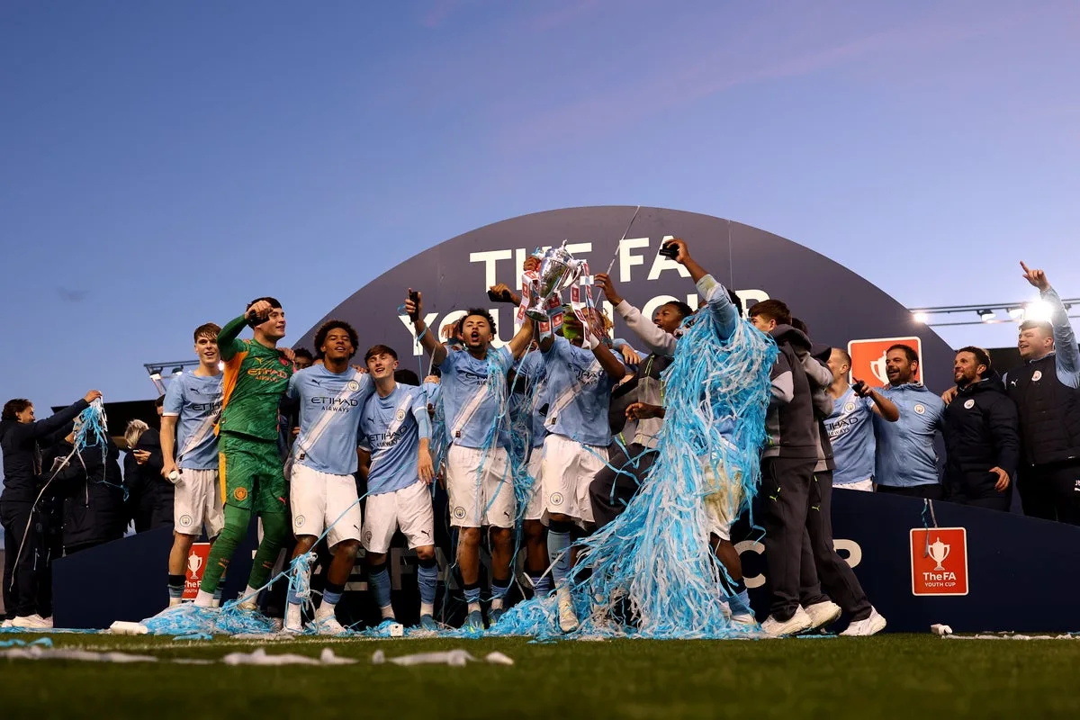 Manchester City Defeats Manchester United 2-1 in FA Youth Cup Final