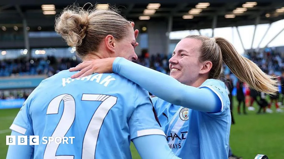 Manchester City Win First Women's Super League Title in Ten Years