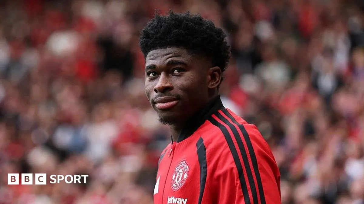 Manchester United Completes £150m Midfield Overhaul Amid Budget Constraints