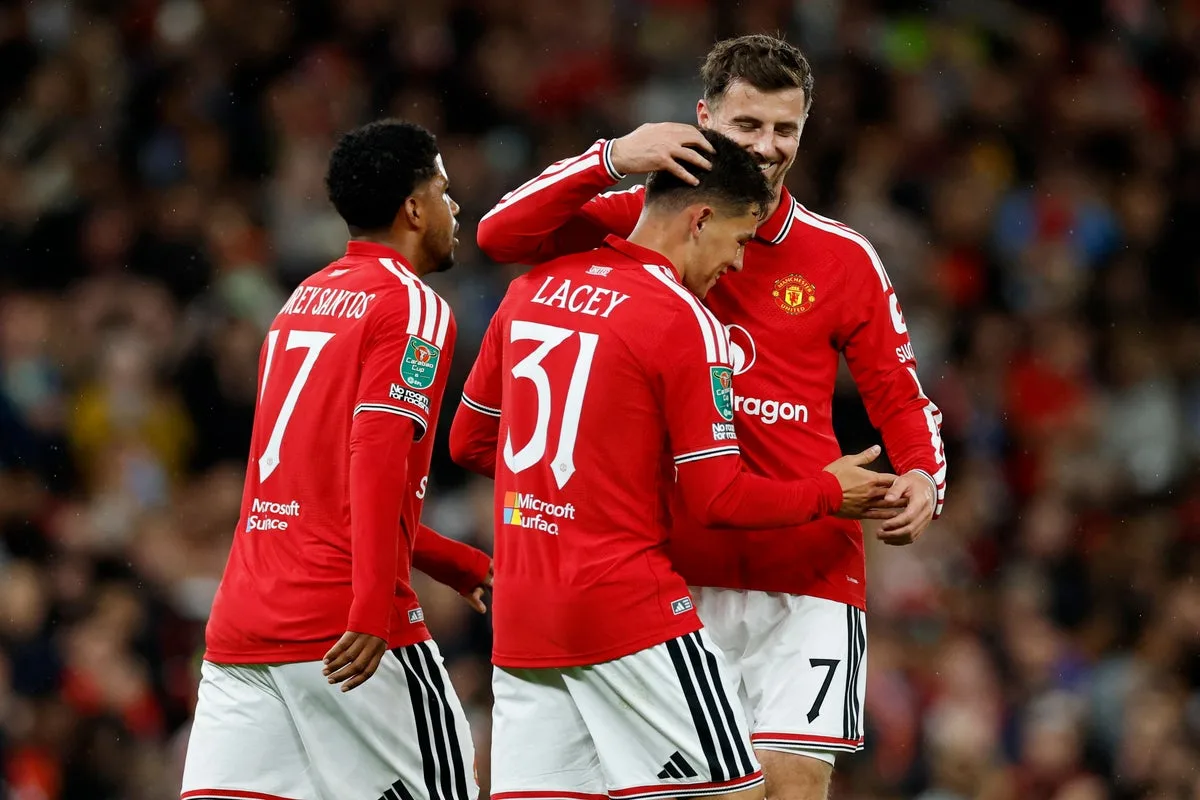 Manchester United Eliminated from League Cup After 3-2 Home Defeat to Brighton