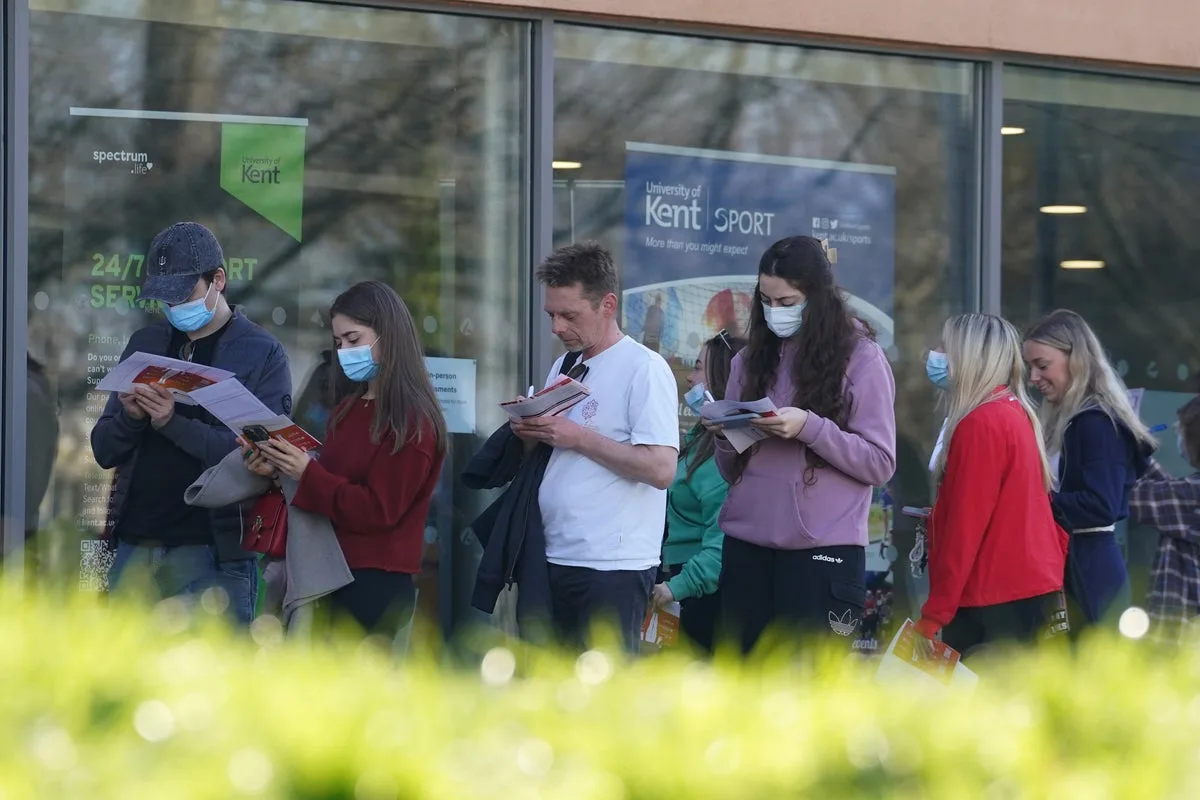 Meningitis Outbreak in Canterbury Affects 29, Two Deaths Reported