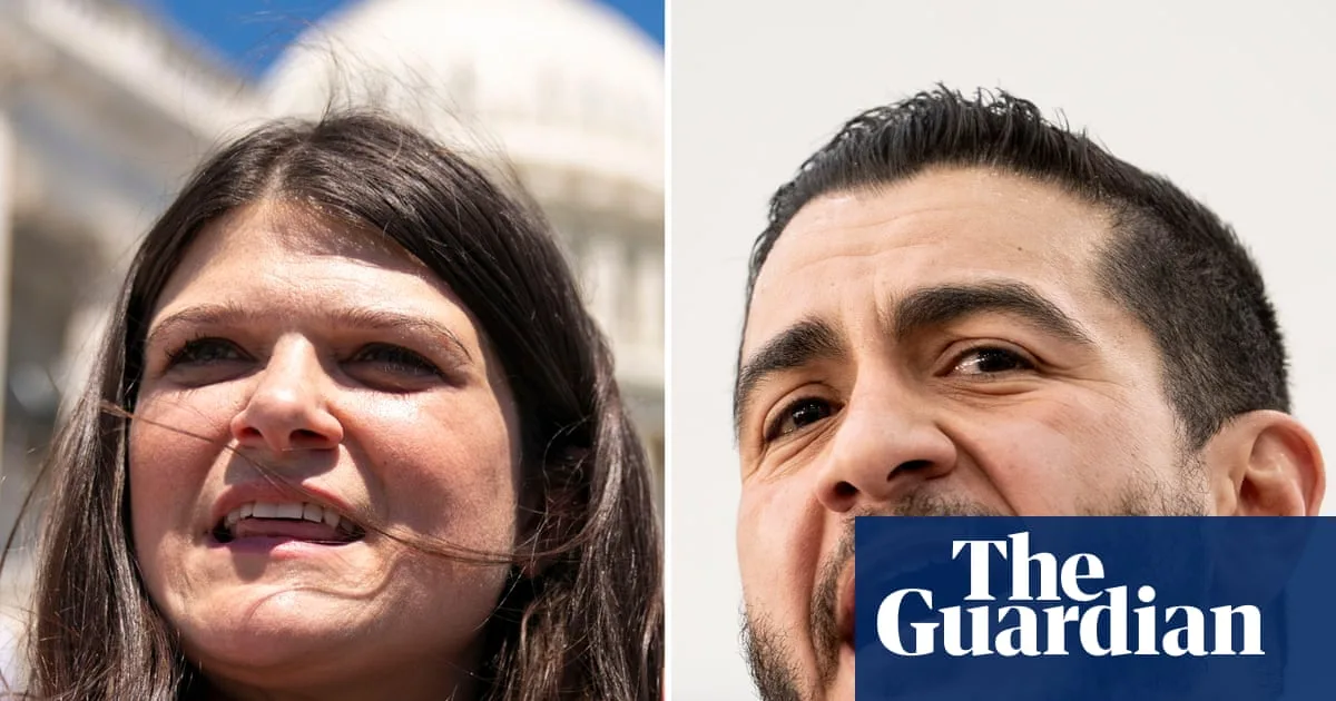 Michigan Democratic Senate Debate Highlights Divide Between Moderates and Progressives
