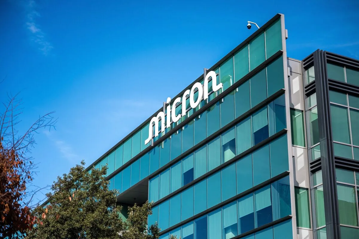 Micron Forecast Boosts US Tech Stocks and AI Chip Market Optimism