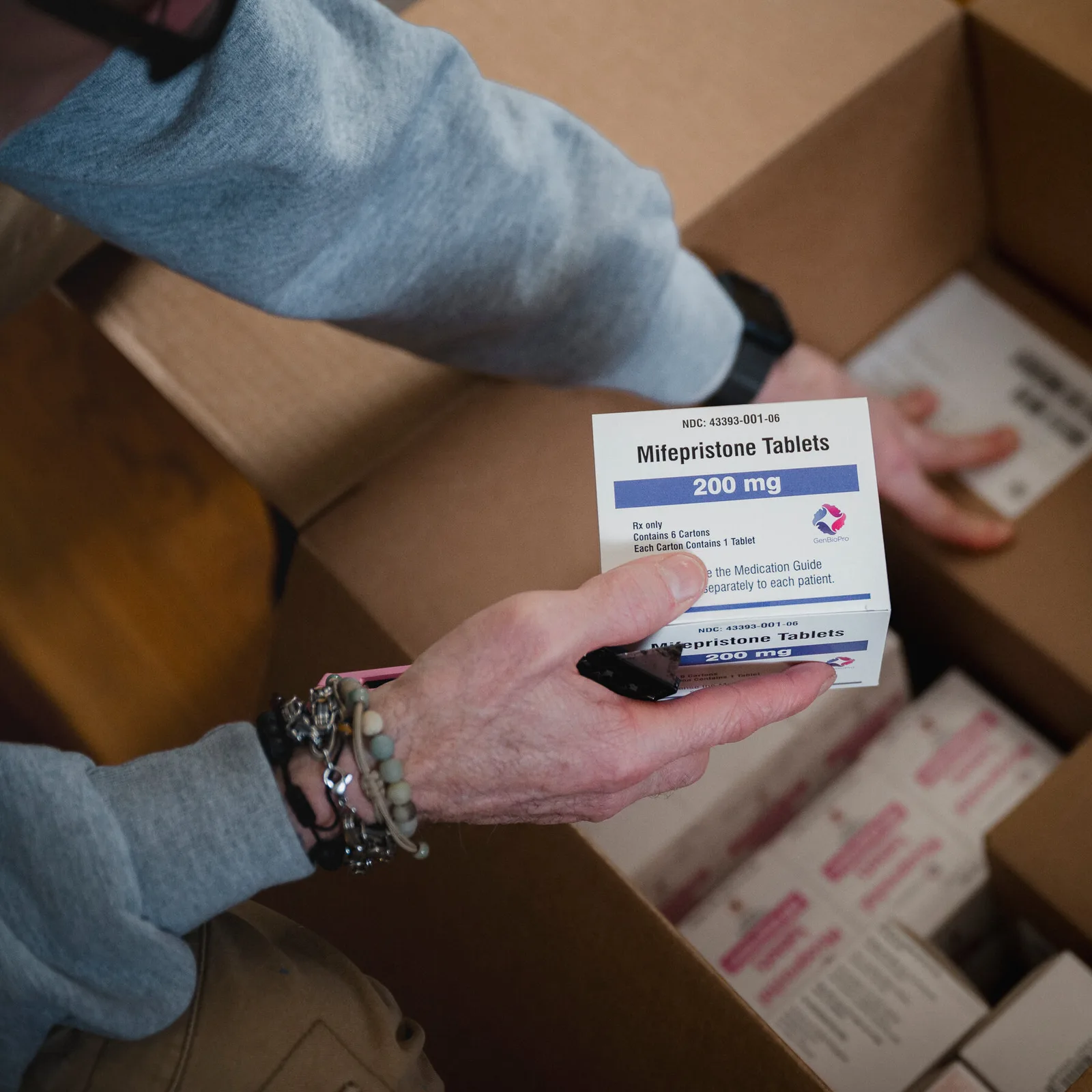 Missouri Judge Strikes Down State Abortion Restrictions After Constitutional Amendment