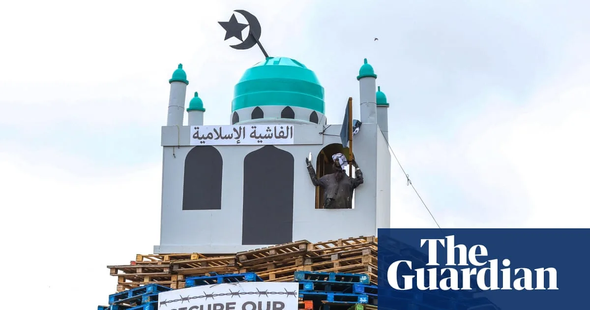 Mosque Effigy Placed on Loyalist Bonfire in Moygashel Investigated by Police