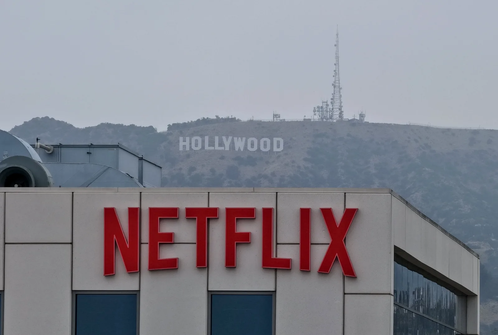 Netflix Shares Fall After Mixed Earnings and Reduced Viewing Data Disclosure