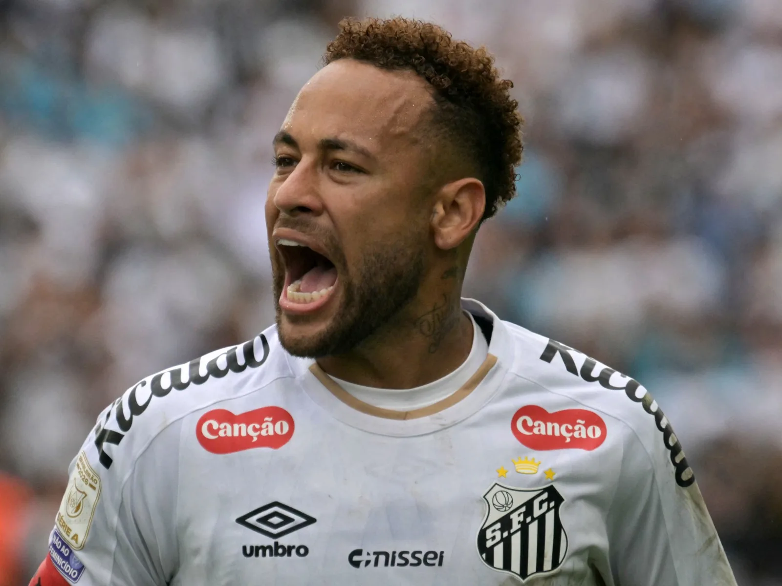 Neymar Expresses Anger After Substitution in Match Before Brazil Squad Announcement