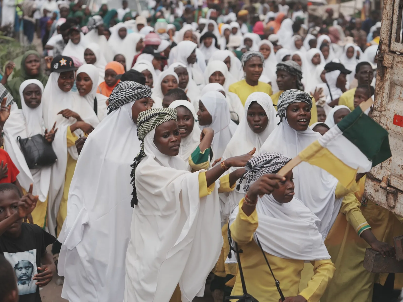 Nigeria Launches Search After Mass Kidnapping at Mosque in Northern Region