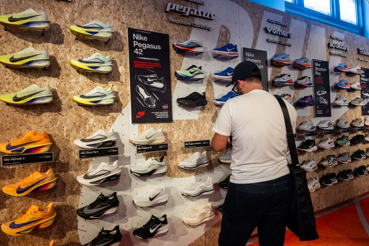 Nike Faces 25-Year Low in Wall Street Support After Bank of America Downgrade