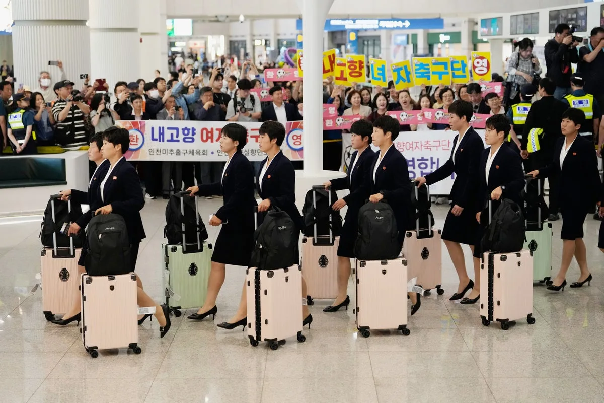 North Korean Women's Football Team Arrives in South Korea for Regional Tournament