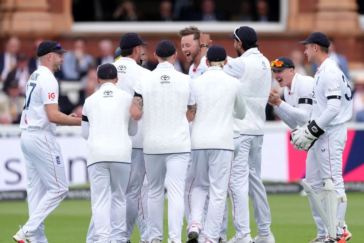 Ollie Robinson Claims Five Wickets on England Test Comeback Against New Zealand