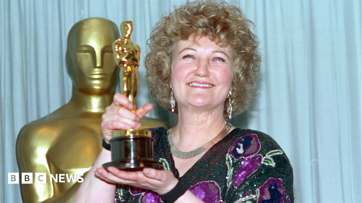 Oscar-Winning Actress Brenda Fricker Dies at Age 81