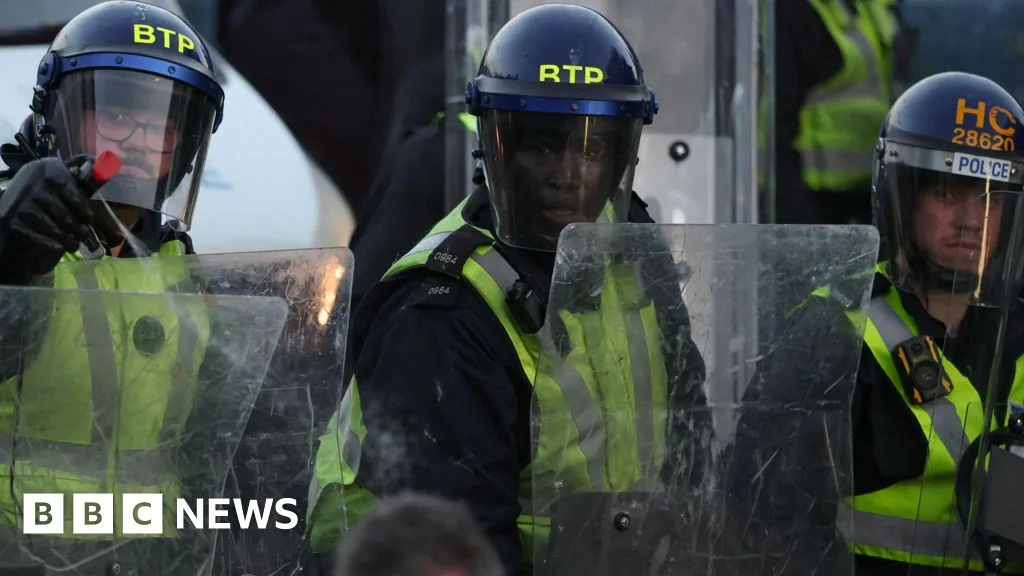 Over 20 Charged After Violent Disorder at Southampton Protest Over Henry Nowak Murder