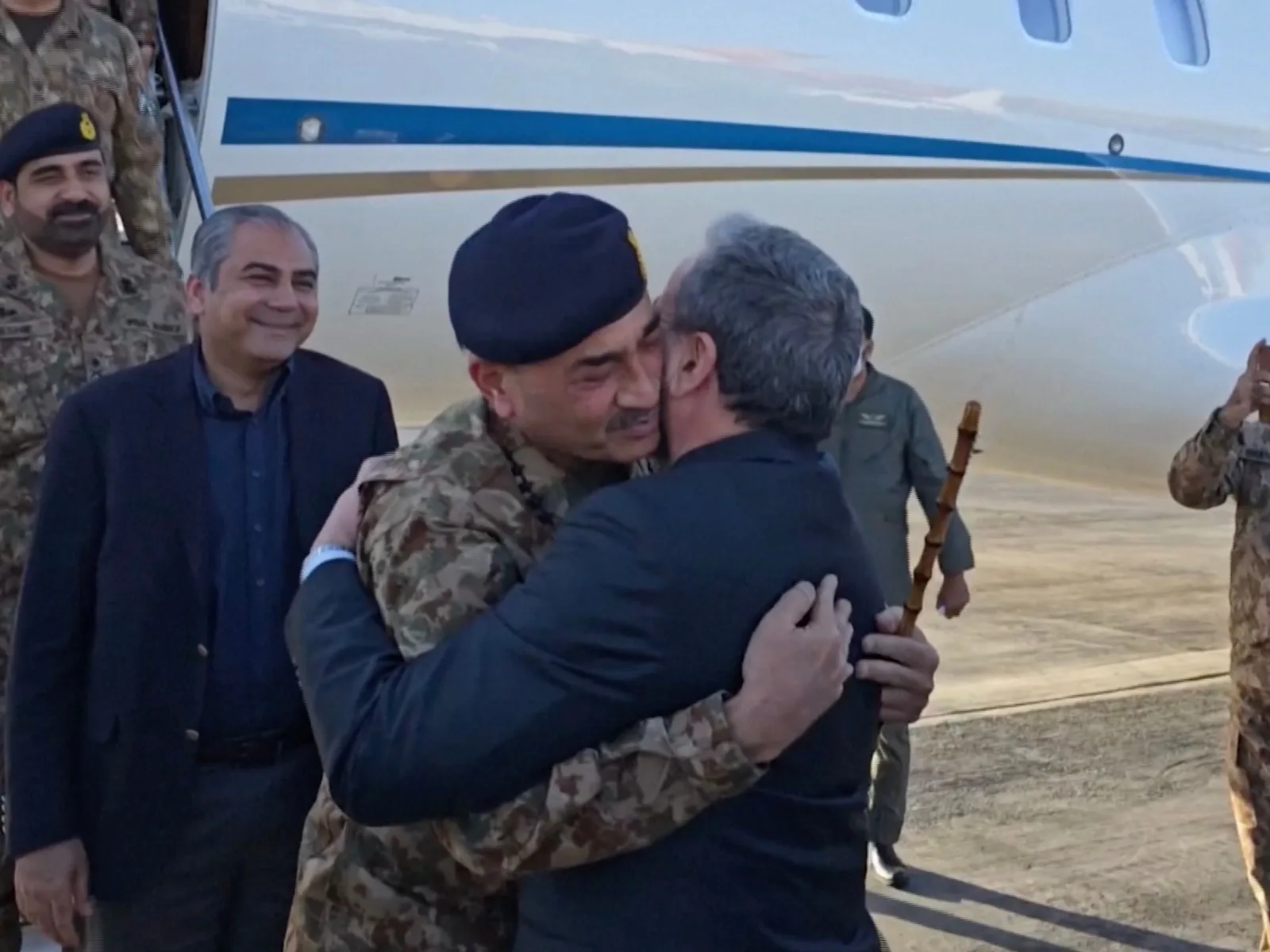 Pakistani Army Chief Visits Iran for Talks on Reviving US-Iran Negotiations