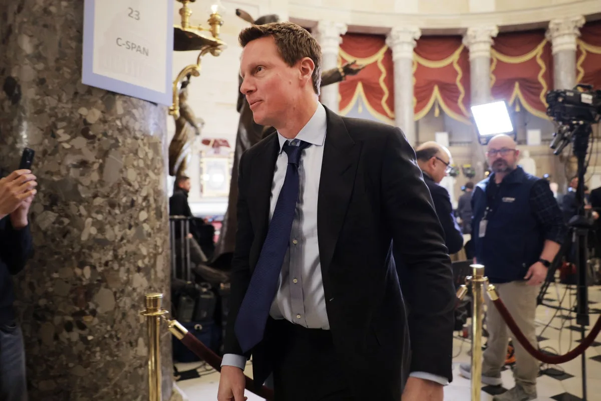 Paramount CEO David Ellison to Host Dinner Honoring Donald Trump Amid CNN Bid