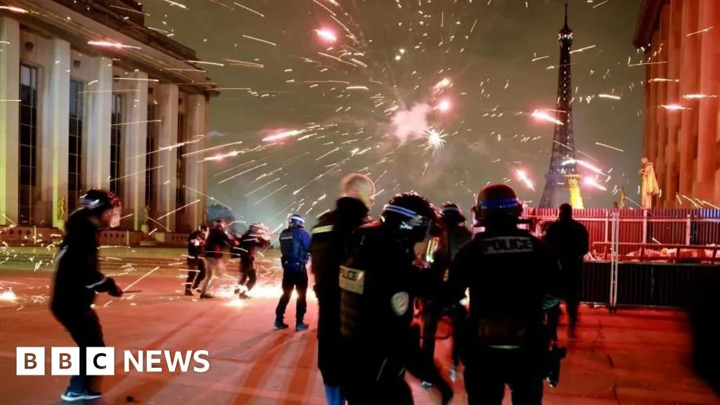 Paris Celebrations Turn Violent After PSG's Champions League Semifinal Win