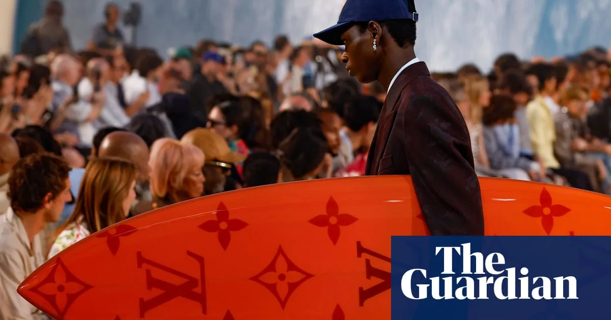 Paris Faces Extreme Heatwave Impacting Fashion, Residents, and Migrant Communities