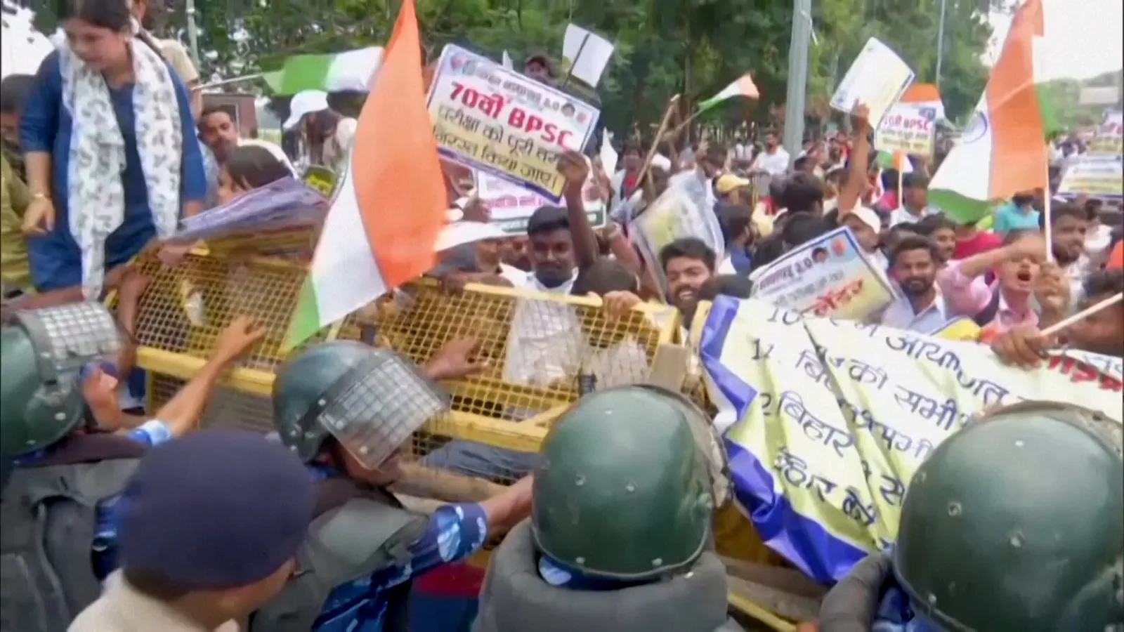 Police and Students Clash in Bihar Amid Protests Over Alleged Exam Paper Leaks