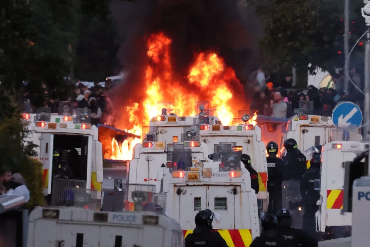 Police Increase Patrols After Anti-Immigration Riots and Targeting of Migrant Addresses in Belfast