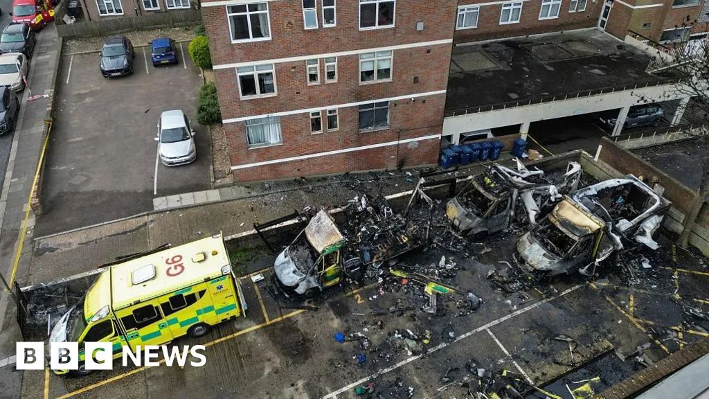 Police Investigate North London Arson Attacks Linked to Islamist Group