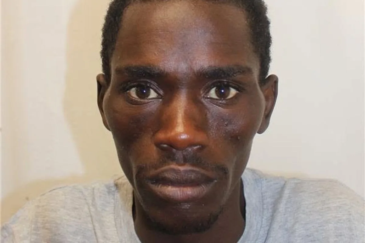 Police Search for Escaped Prisoner After Hospital Incident in Manchester