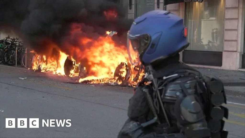 Police Use Water Cannon and Tear Gas During G7 Protest Clashes in Geneva