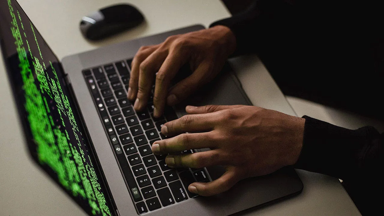 Polls, Leaders, and Pope Leo Highlight Growing Debate Over AI Regulation