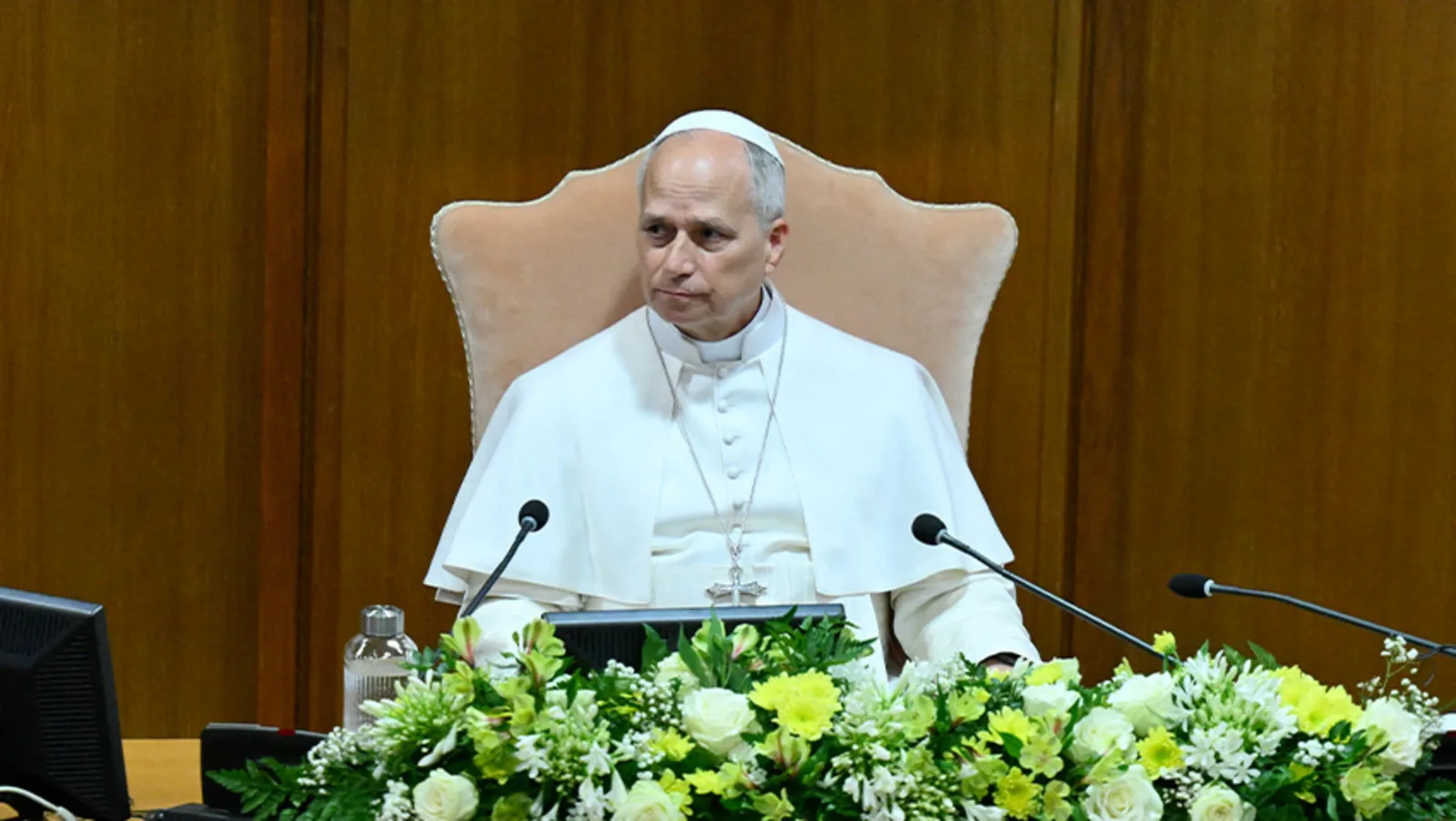 Pope Leo Issues First Encyclical Urging Regulation and Ethical Oversight of AI