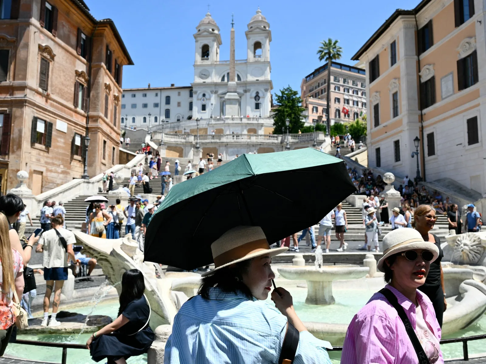 Record-Breaking Heatwave Brings Extreme Temperatures and Alerts Across Europe