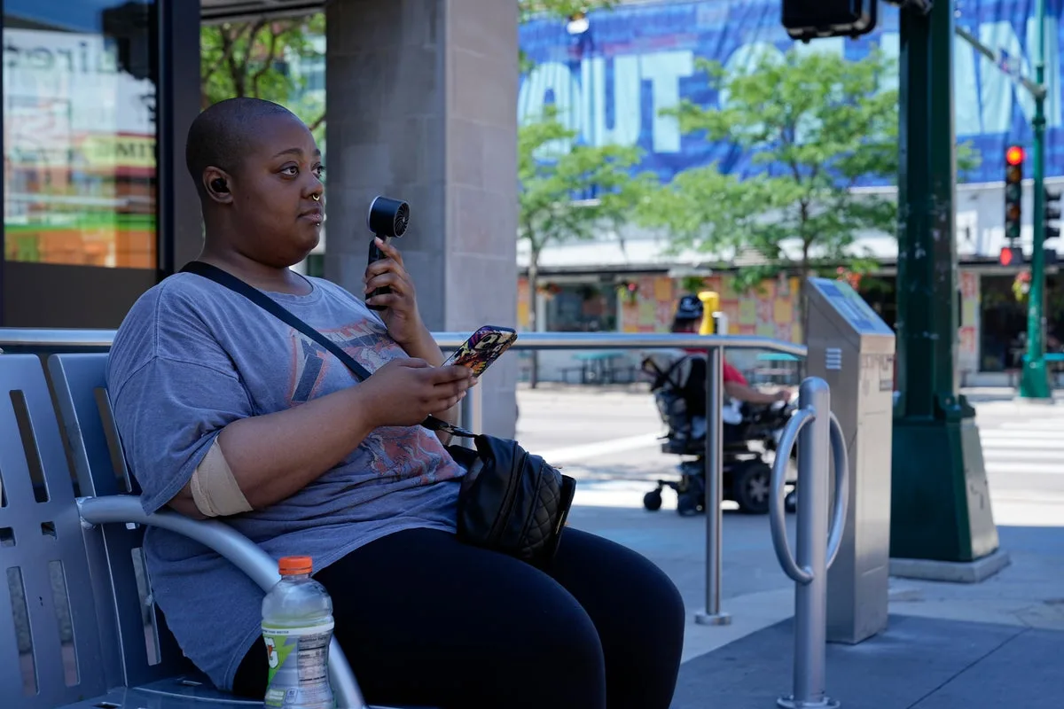Record Heat Wave Impacts US Cities, Disrupts Communications in Midwest