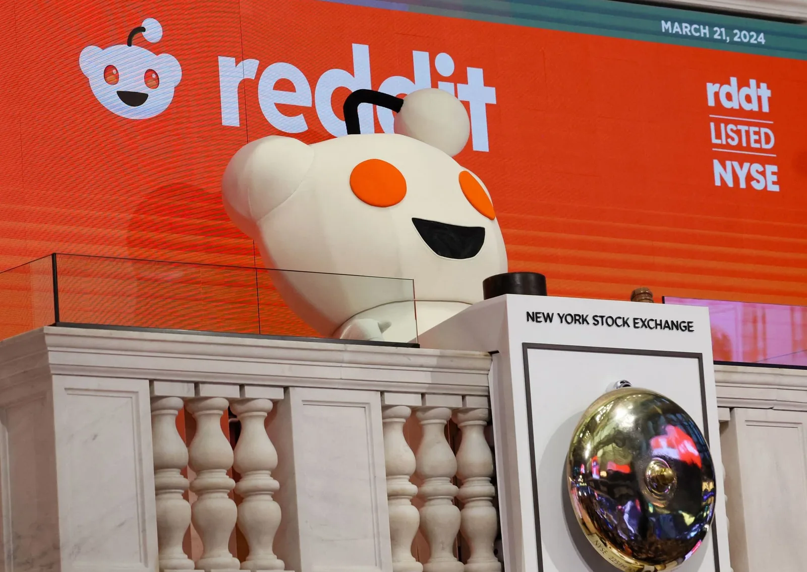 Reddit Shares Rise Following Announcement of S&P 500 Inclusion