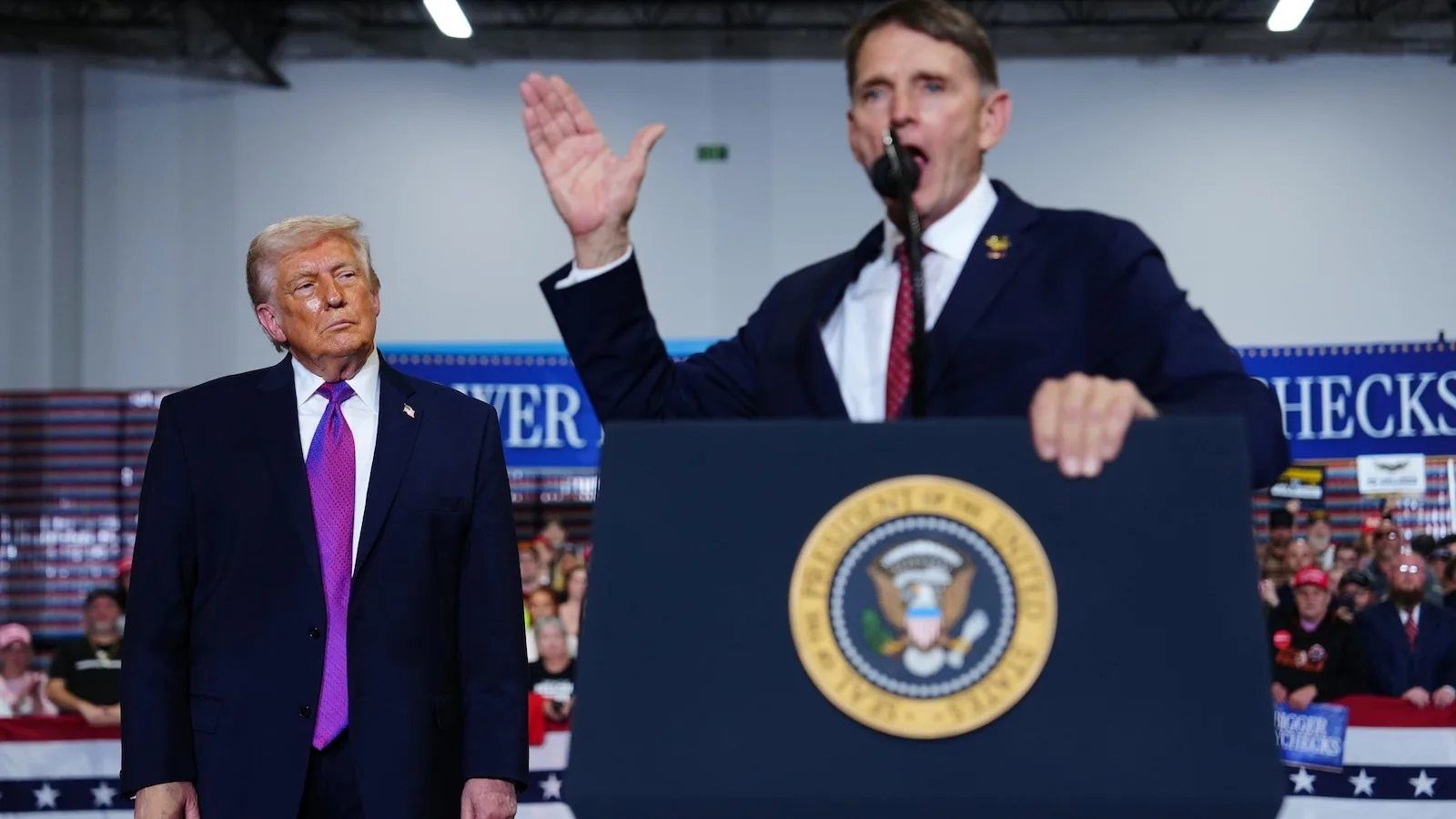 Trump-Backed Challenger Faces Rep. Massie in Kentucky GOP Primary