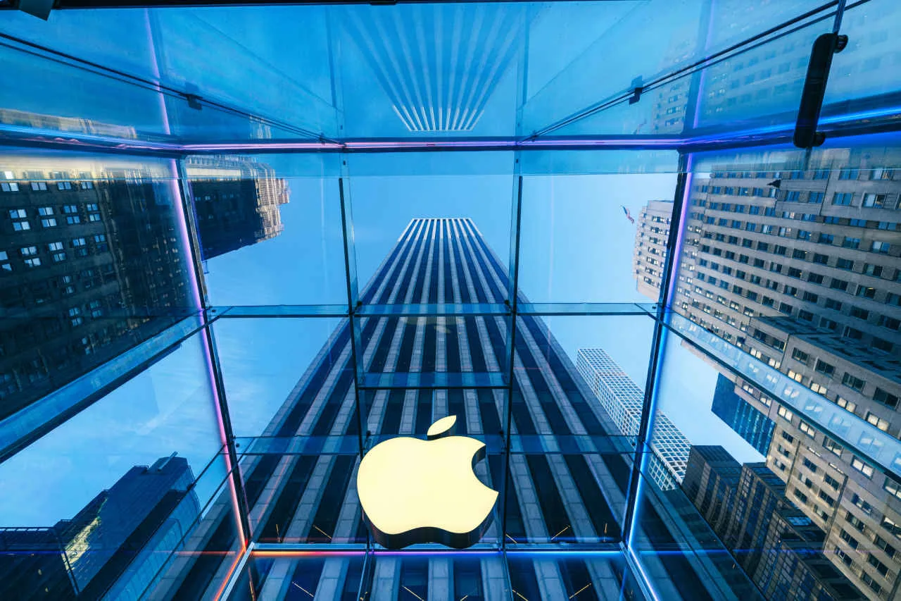 Reports Emerge of Foldable iPhone Prototype and Possible Launch Delays