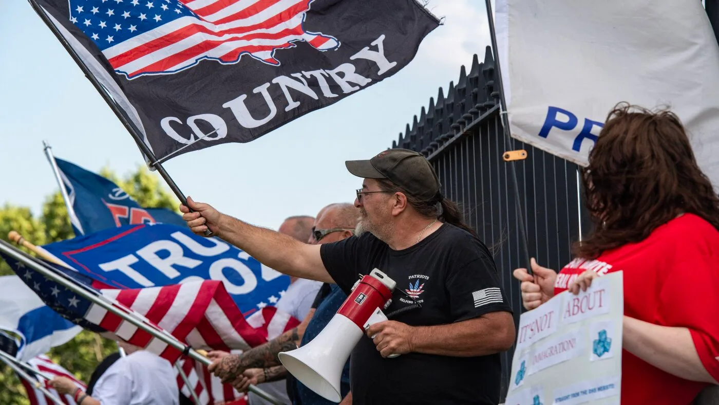 Republicans Focus on Immigration Ads as Democrats Compete in Key Arizona Primary