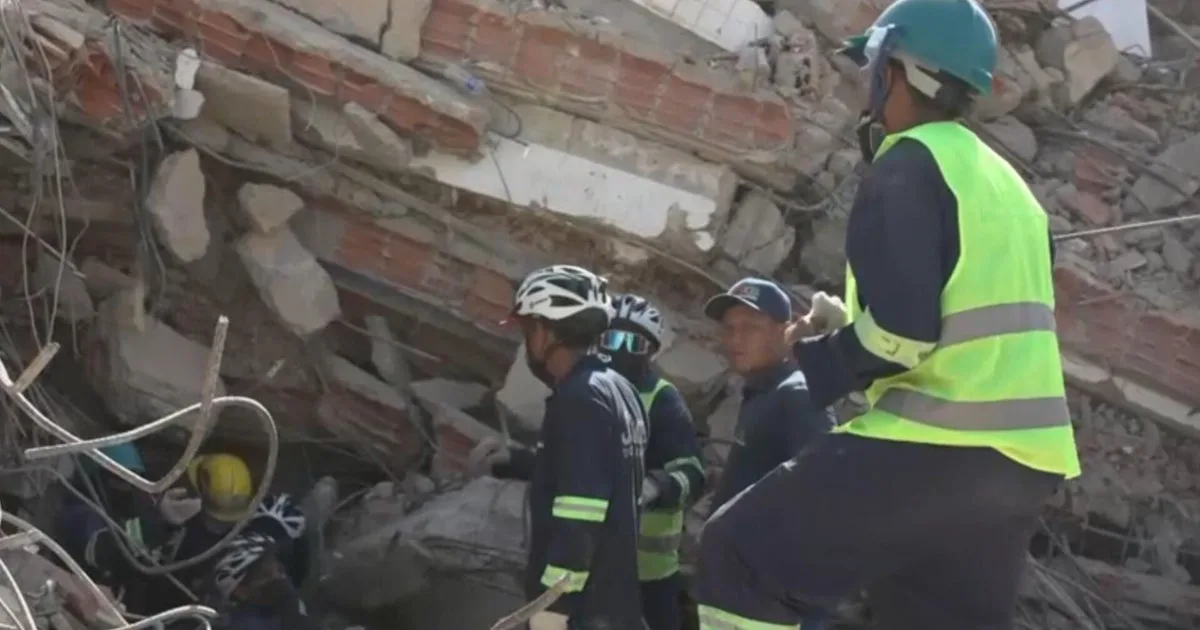 Rescue Efforts Continue After Deadly Twin Earthquakes in Venezuela