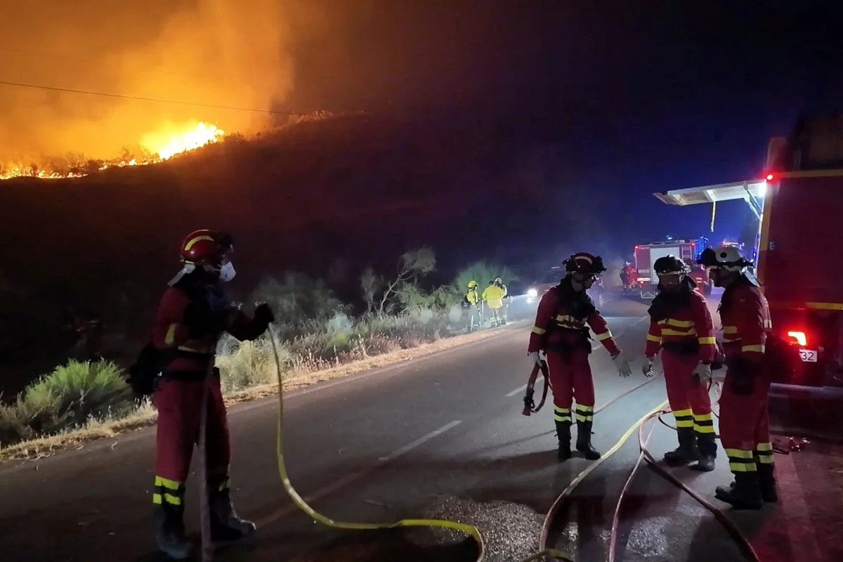 At Least 12 Dead and 23 Missing in Southern Spain Wildfire