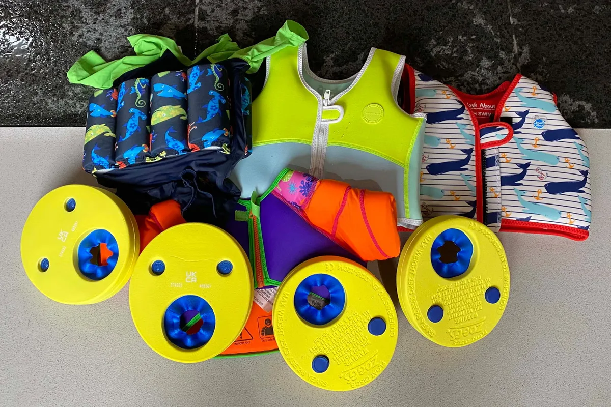 Reviews of Top Swimming Aids and Pillows for Comfort and Health