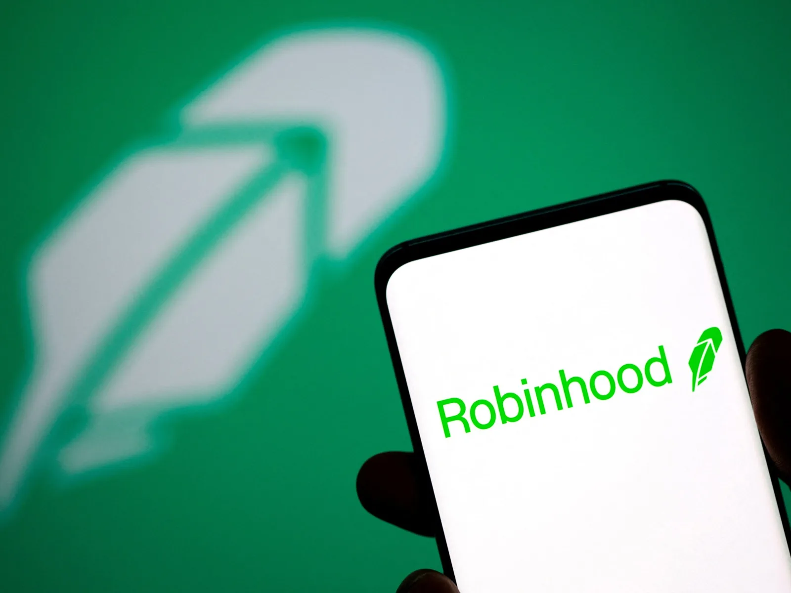 Robinhood Announces 10% Workforce Reduction as Part of Restructuring Effort