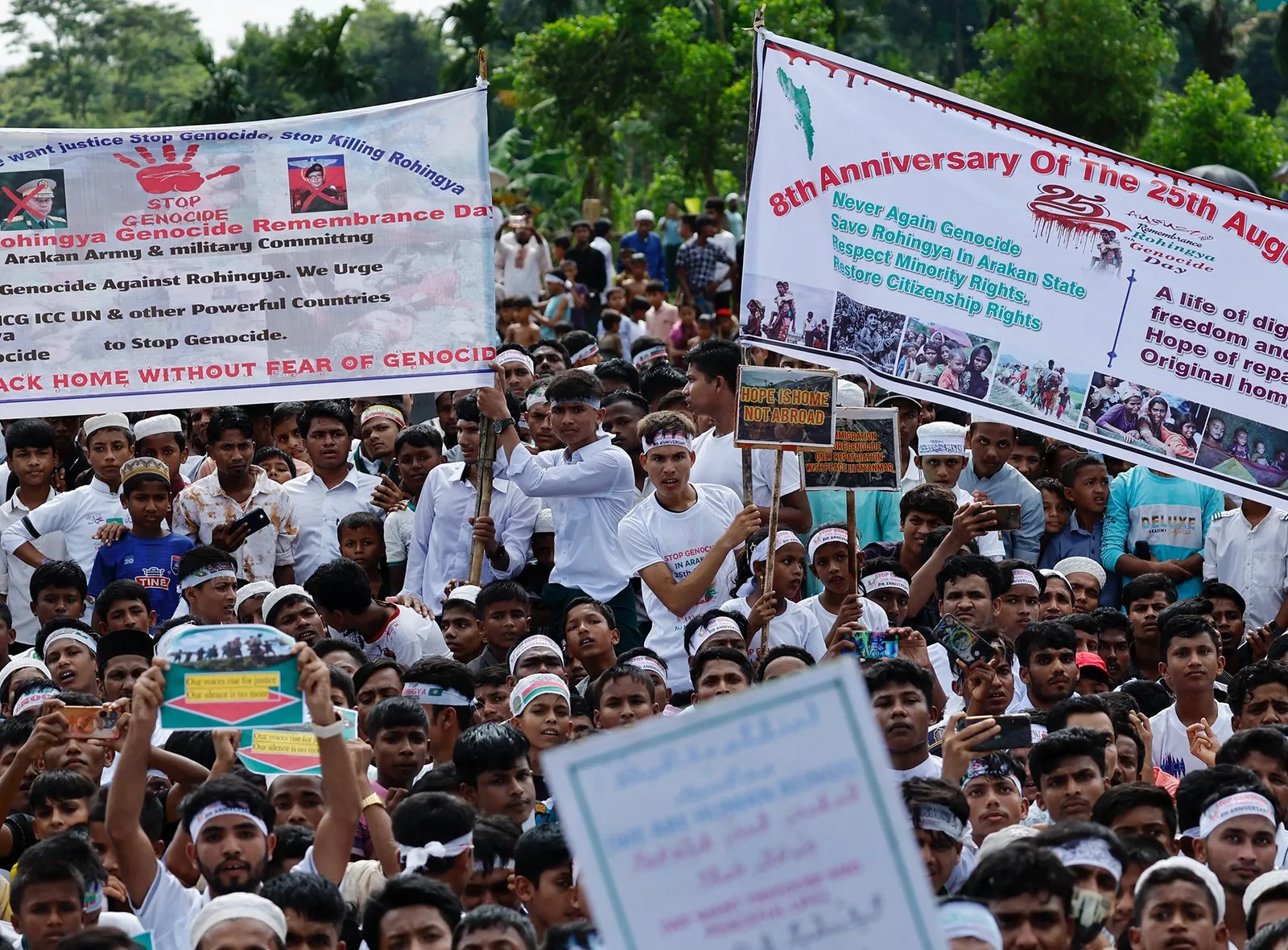 Rohingya Refugees Rally in Bangladesh Camps Demanding Safe Return to Myanmar